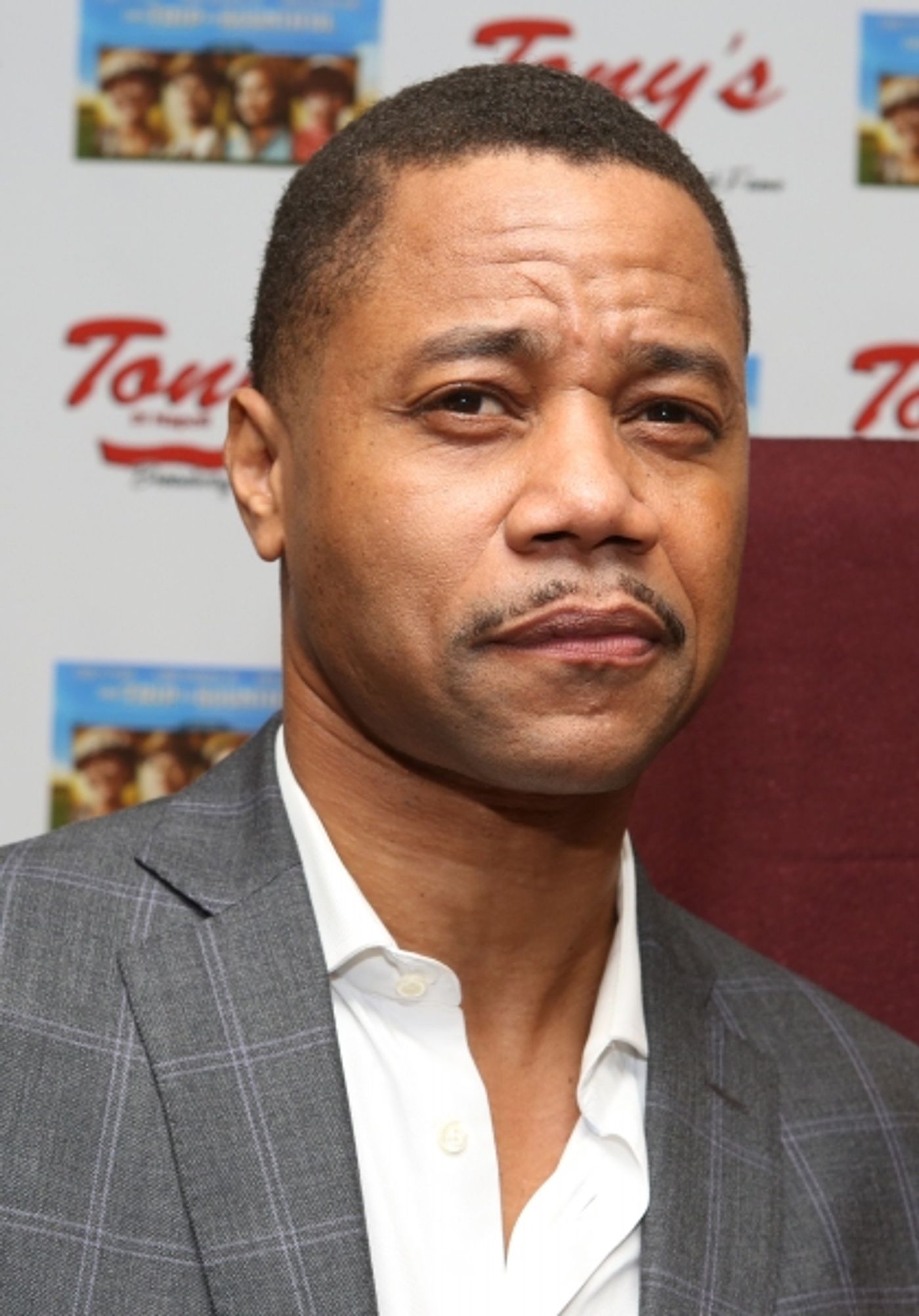 Photo Coverage: Cuba Gooding Jr. Unveils Portrait at Tony Di Napoli's  Image