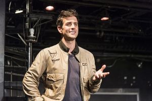 Joey McIntyre @ BroadwayWorld Joey McIntyre Photo