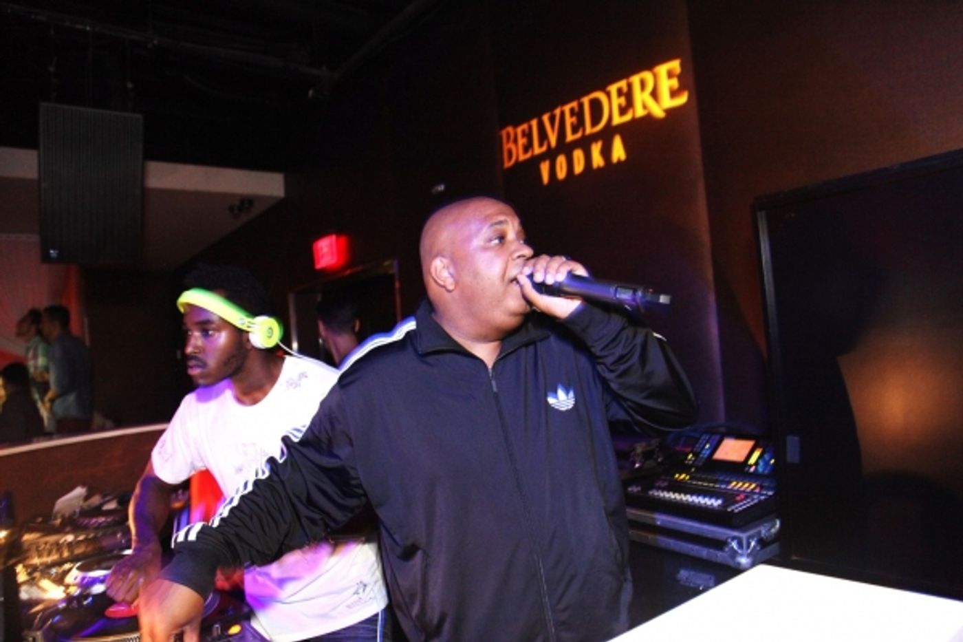 Photo Flash: Hip-hop Icons Rev Run and Ruckus Take Over PURE Nightclub for Labor Day Weekend Performance Image