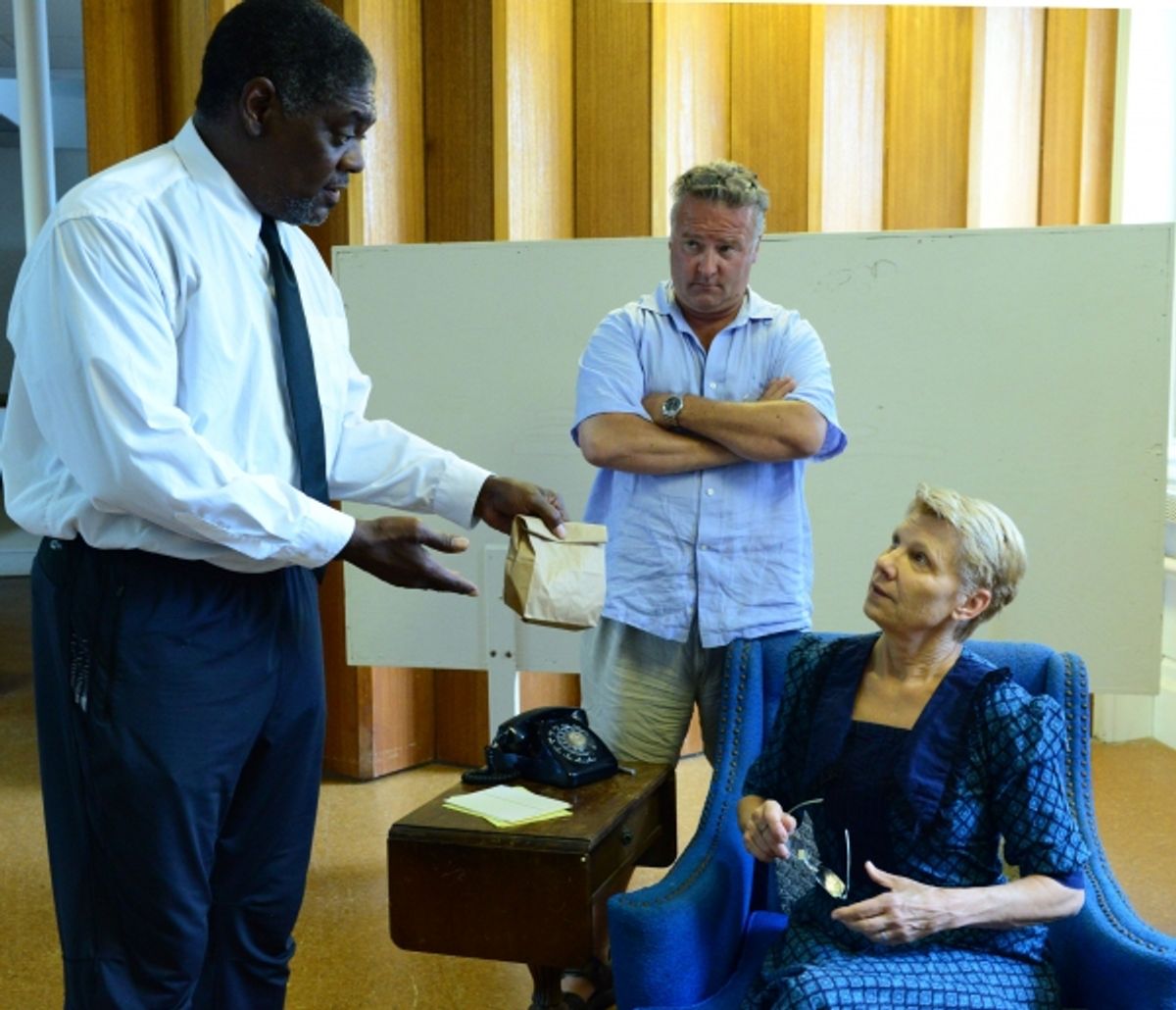 Johhny Lee Davenport as Hoke Coleburn, Robert Pemberton as Boolie Werthan and Lindsay Crouse as Daisy Werthan  at 