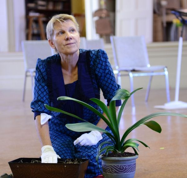 Lindsay Crouse as Daisy Werthan  Photo