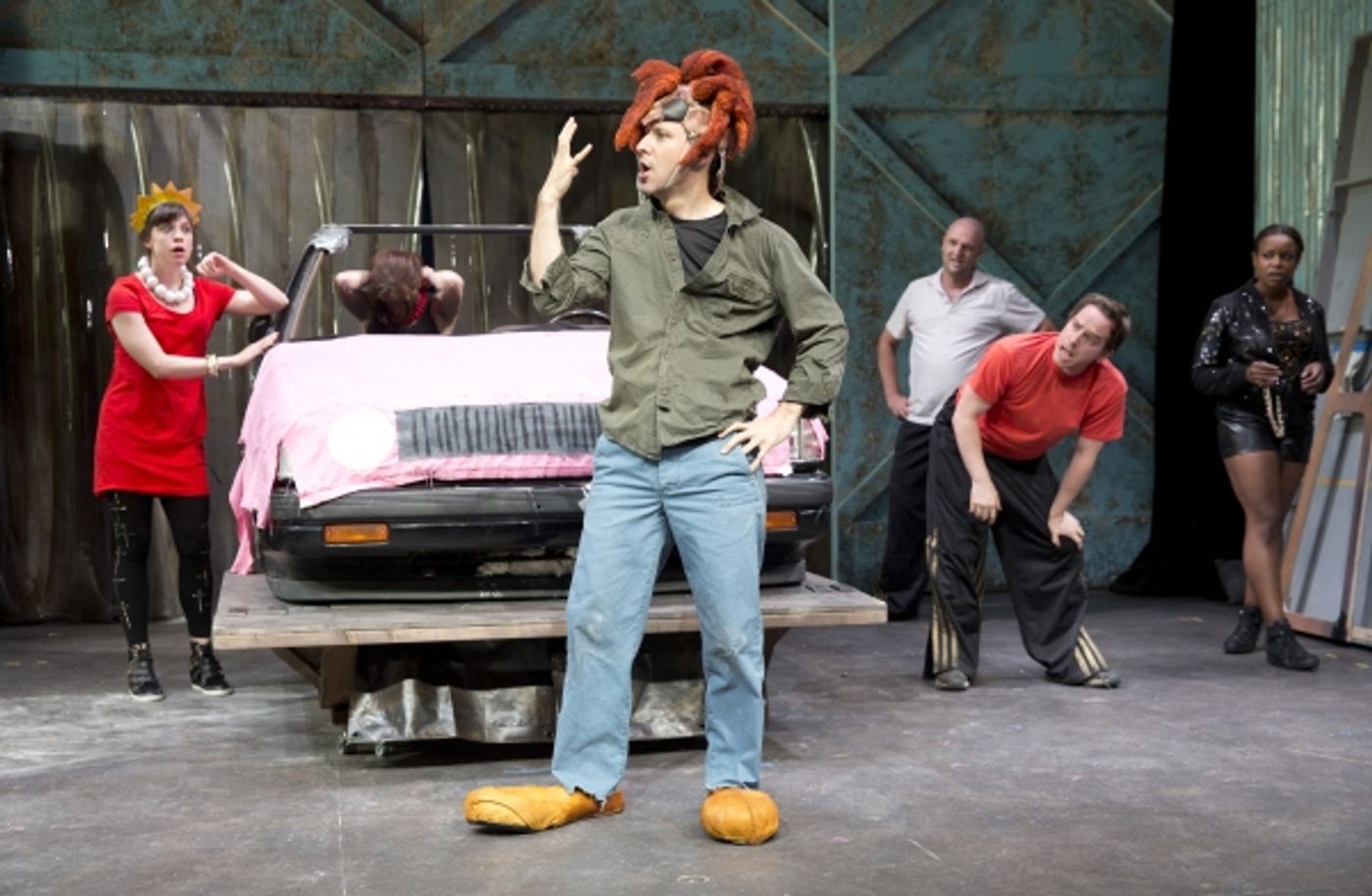 Photo Flash: First Look at MR. BURNS at Playwrights Horizons  Image