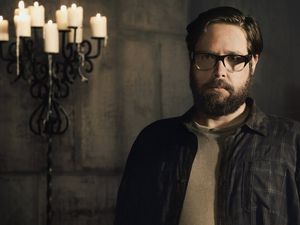 Zak Orth as Aaron Pittman Photo