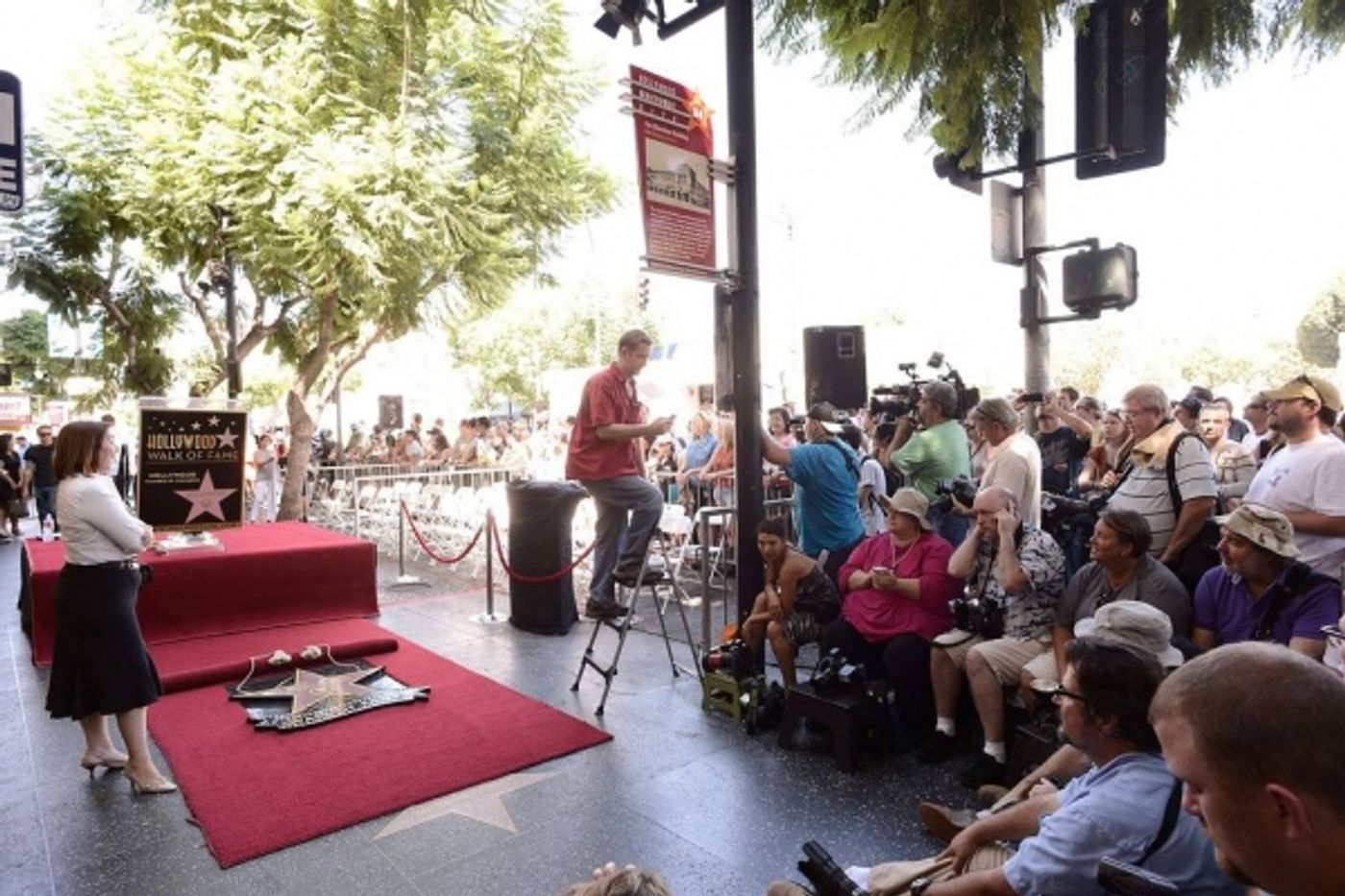 Photo Flash: GLEE's Jane Lynch Receives Star on Hollywood Walk of Fame  Image