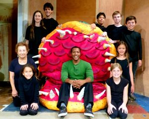 John Devereaux, LilaRose Yelin, Barbara Haberman, Hollister Starrett, Cole Edward Wagner, Kobe Kubes, Trevor Hart, David Contreras, Fiona Okida, Adeline Hall. @ BroadwayWorld John Devereaux, LilaRose Yelin, Barbara Haberman, Hollister Starrett, Cole Edward Wag Photo