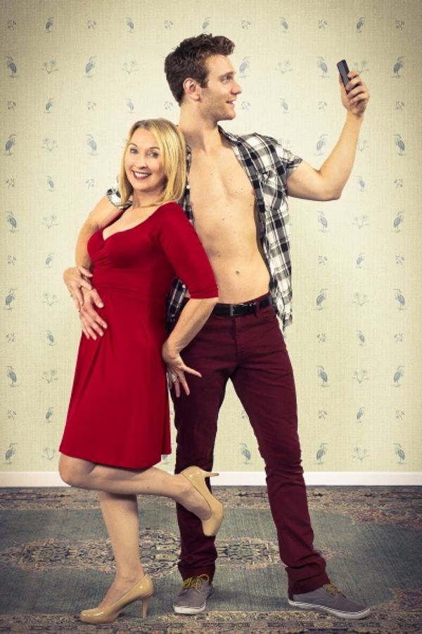 Award-winning Bay Area actress Lorri Holt stars in Vanya and Sonia and Masha and Spik Photo