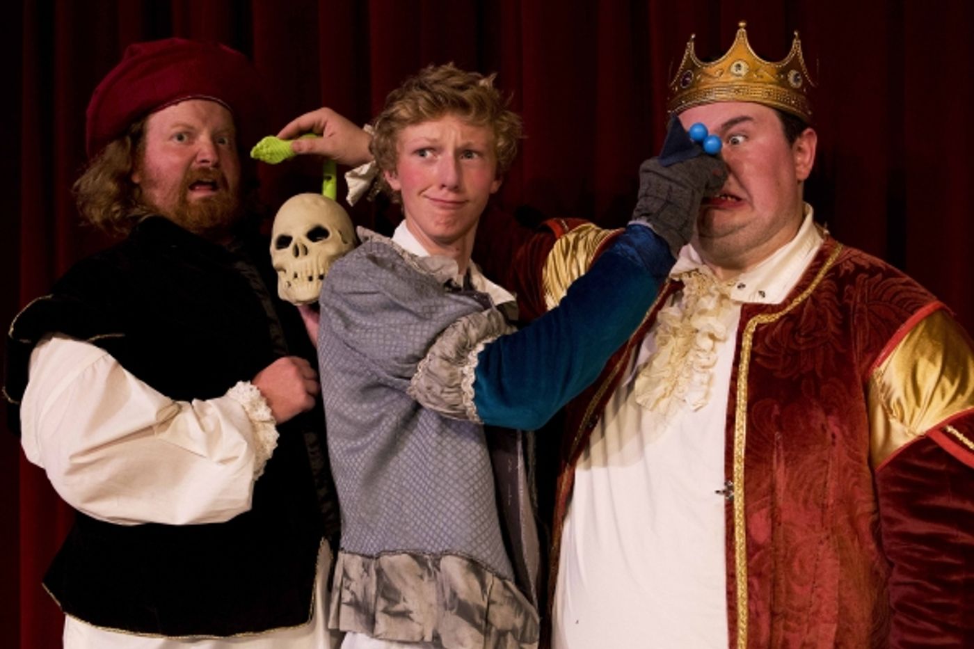 Photo Flash: Tacoma Little Theatre's THE COMPLETE WORKS OF WILLIAM SHAKESPEARE, Opening Tomorrow Image