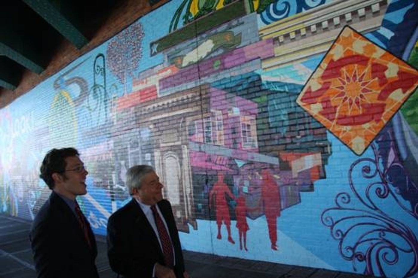 Photo Flash: BP Markowitz Unveils Groundswell's Atlantic Avenue Mural  Image