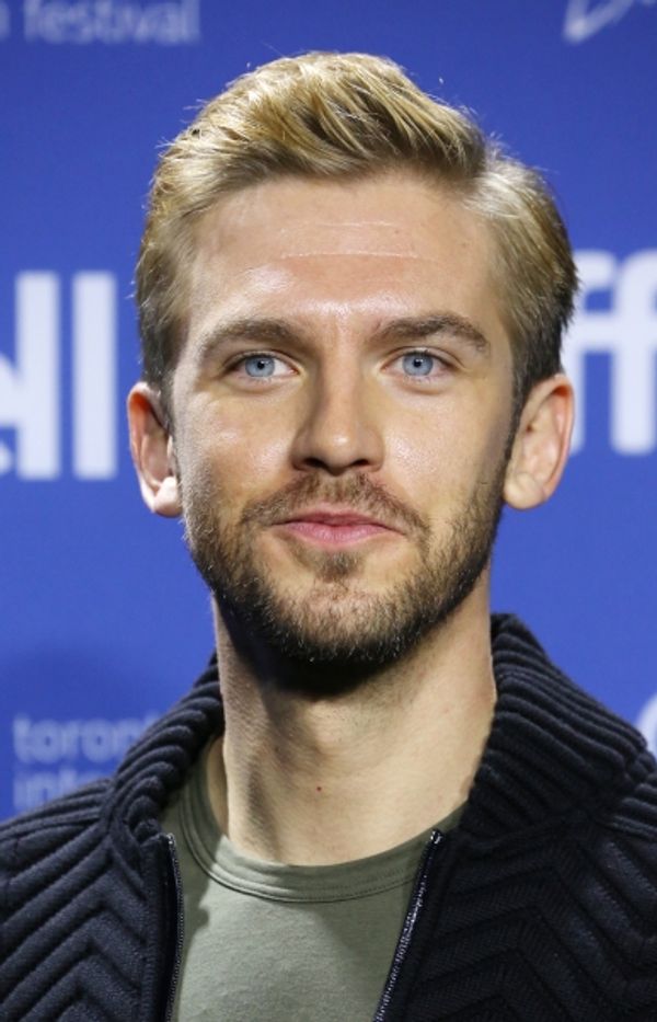 Dan Stevens Photo