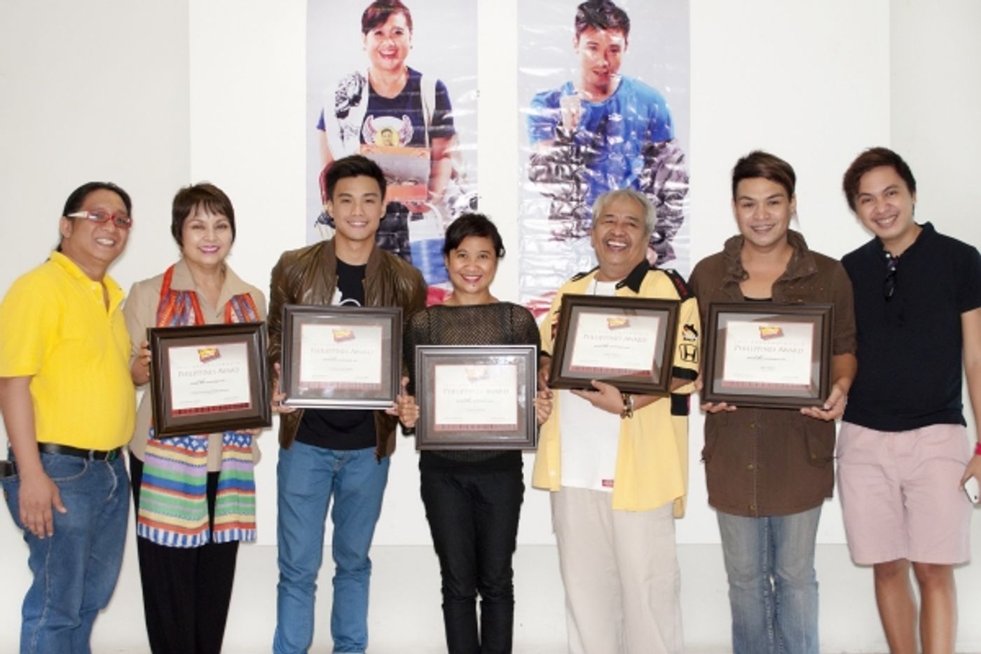Photo Coverage: Eugene Domingo, Edgar Allan Guzman Accept BWW Awards  Image