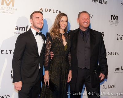 Hilary Swank, Kevin Robert Frost Photo