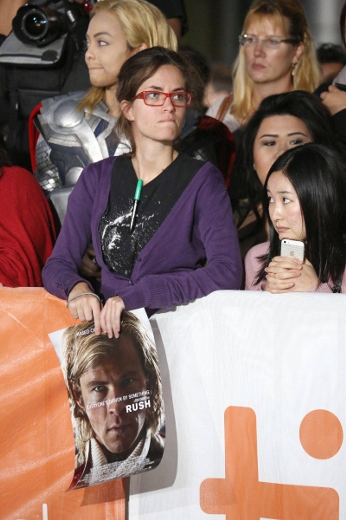 Photo Coverage: Olivia Wilde, Chris Hemsworth & More at RUSH Tiff Red Carpet Gala  Image