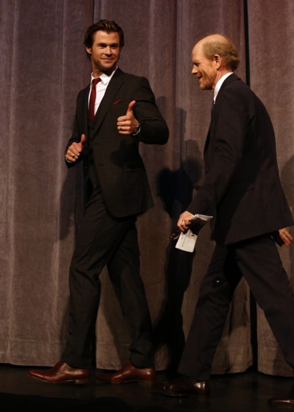 Chris Hemsworth and Ron Howard  Photo