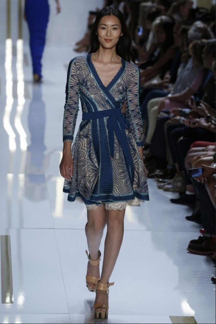 Photo Coverage: Diane von Furstenberg S/S 2014 Collection Preview Image