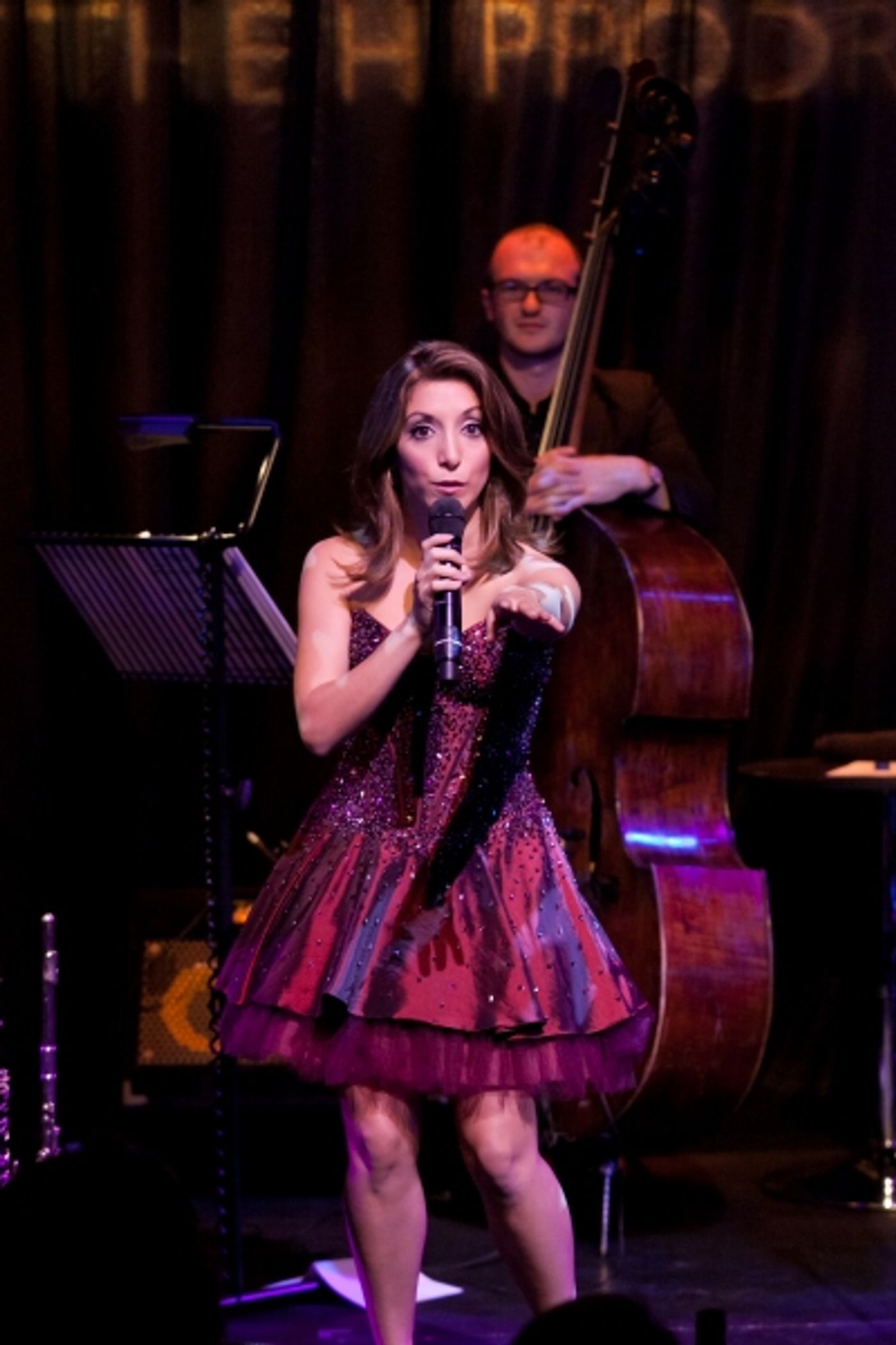 Photo Flash: Christina Bianco Performs at the London Hippodrome  Image