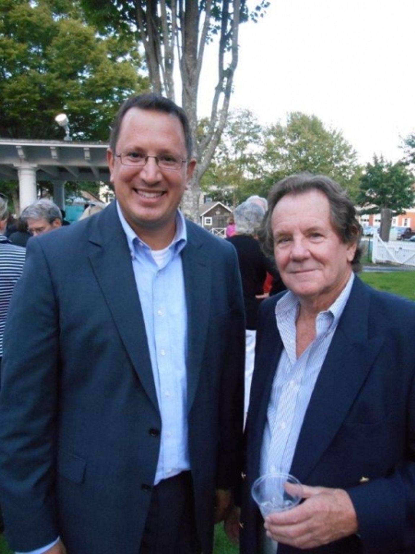 Photo Flash: Sculptor John Rist Jr. Brings 'Fabulous Fish' to Southampton Historical Museum Party Image