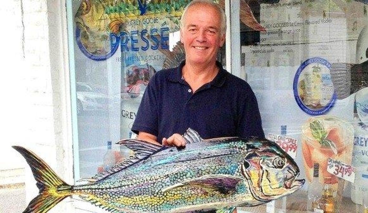 Photo Flash: Sculptor John Rist Jr. Brings 'Fabulous Fish' to Southampton Historical Museum Party Image