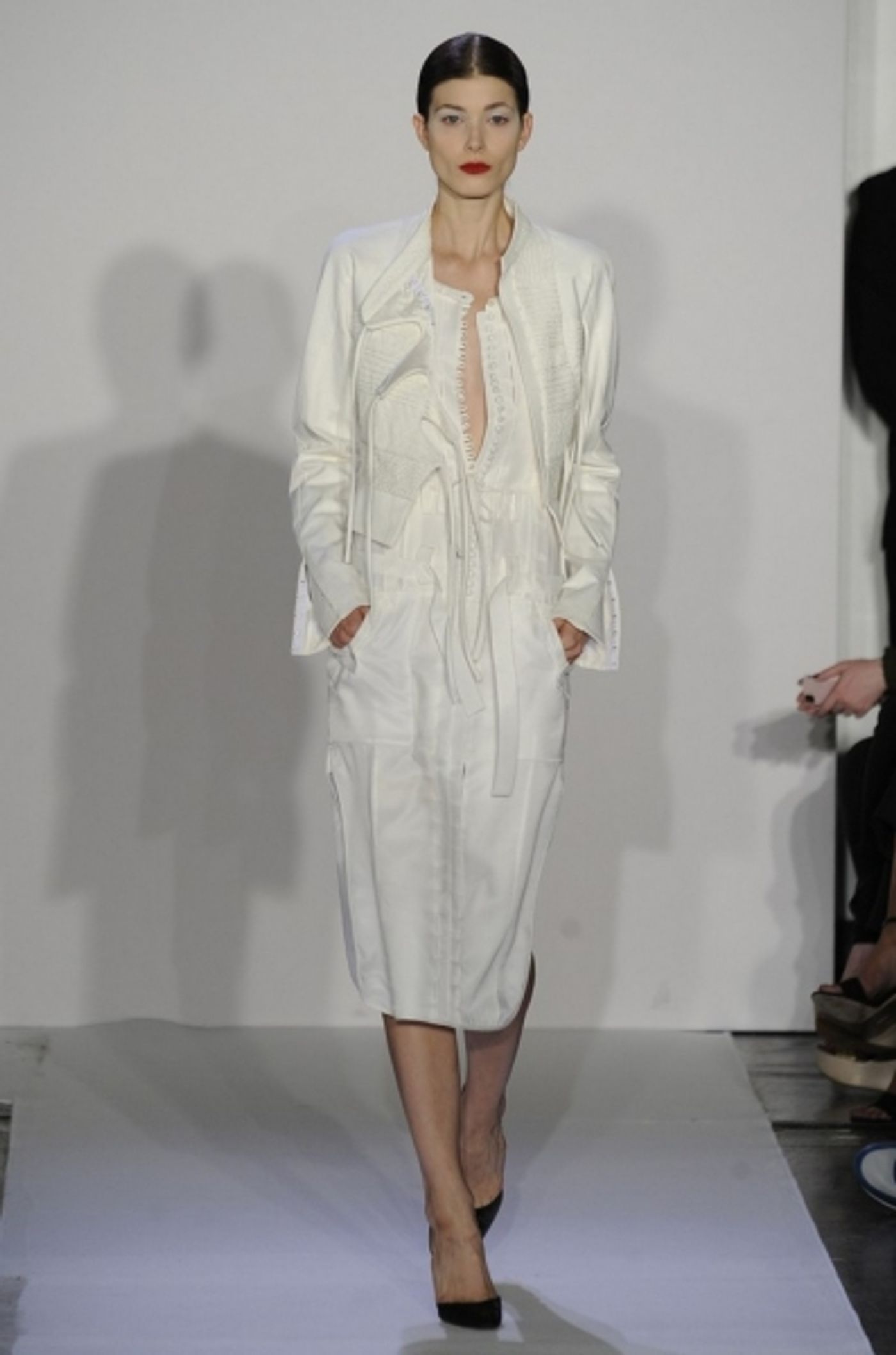 Photo Coverage: Altuzarra S/S 2014 Collection Preview Image