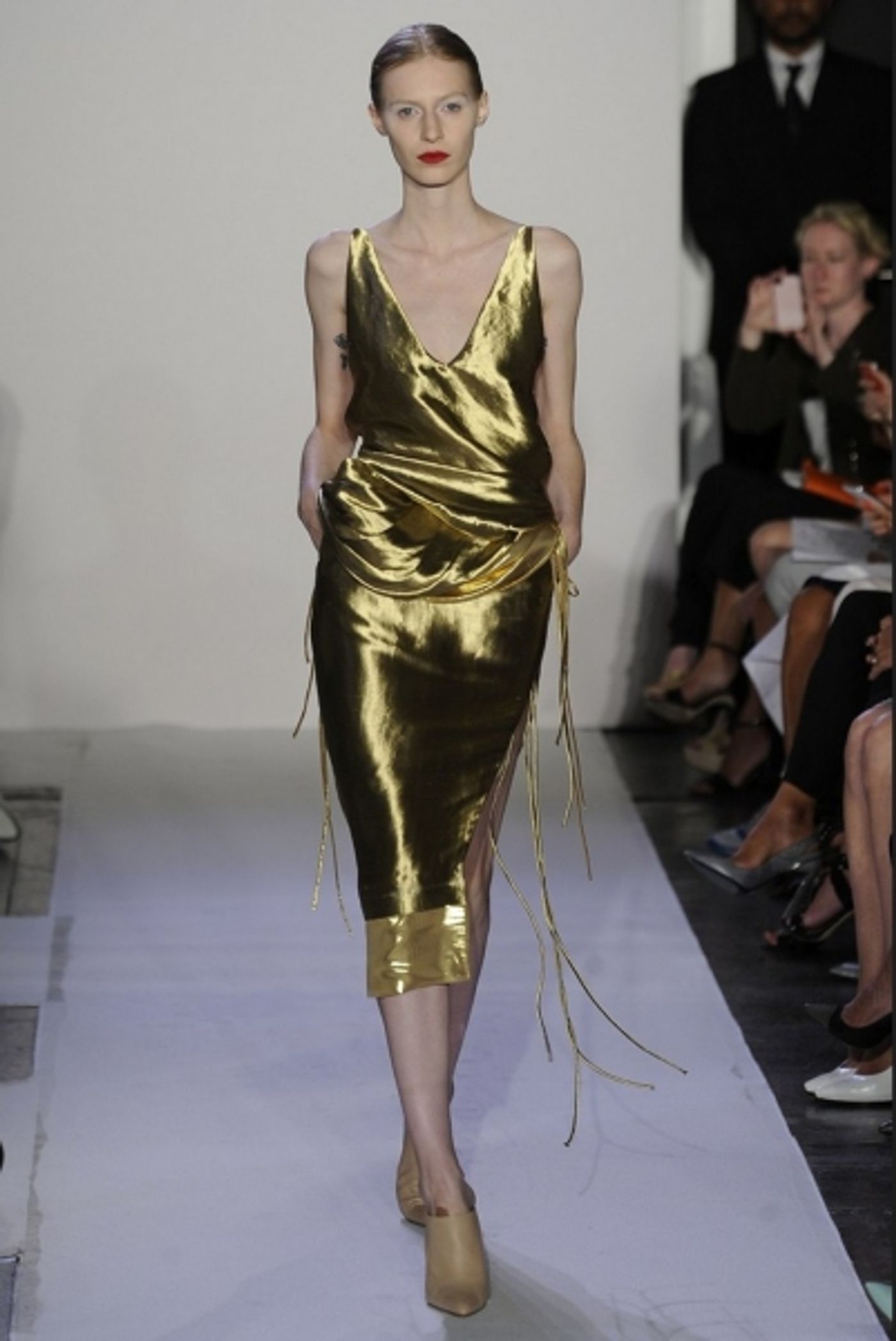 Photo Coverage: Altuzarra S/S 2014 Collection Preview Image