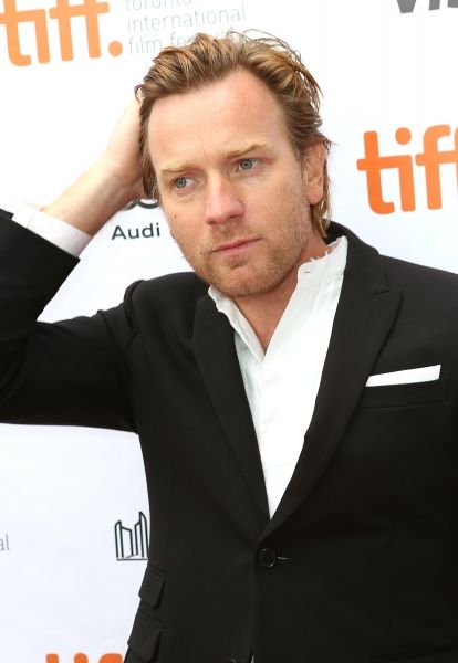 Photos: Roberts, Letts & More Attend AUGUST: OSAGE COUNTY TIFF Gala Red Carpet — photo 11 of 33