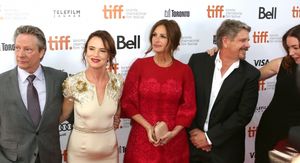 Chris Cooper, Juliette Lewis, Julia Roberts, John Wells and Julianne Nicholson @ BroadwayWorld Chris Cooper, Juliette Lewis, Julia Roberts, John Wells and Julianne Nicholson Photo