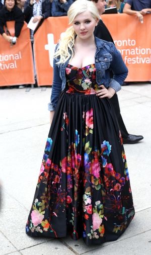 Abigail Breslin Photo