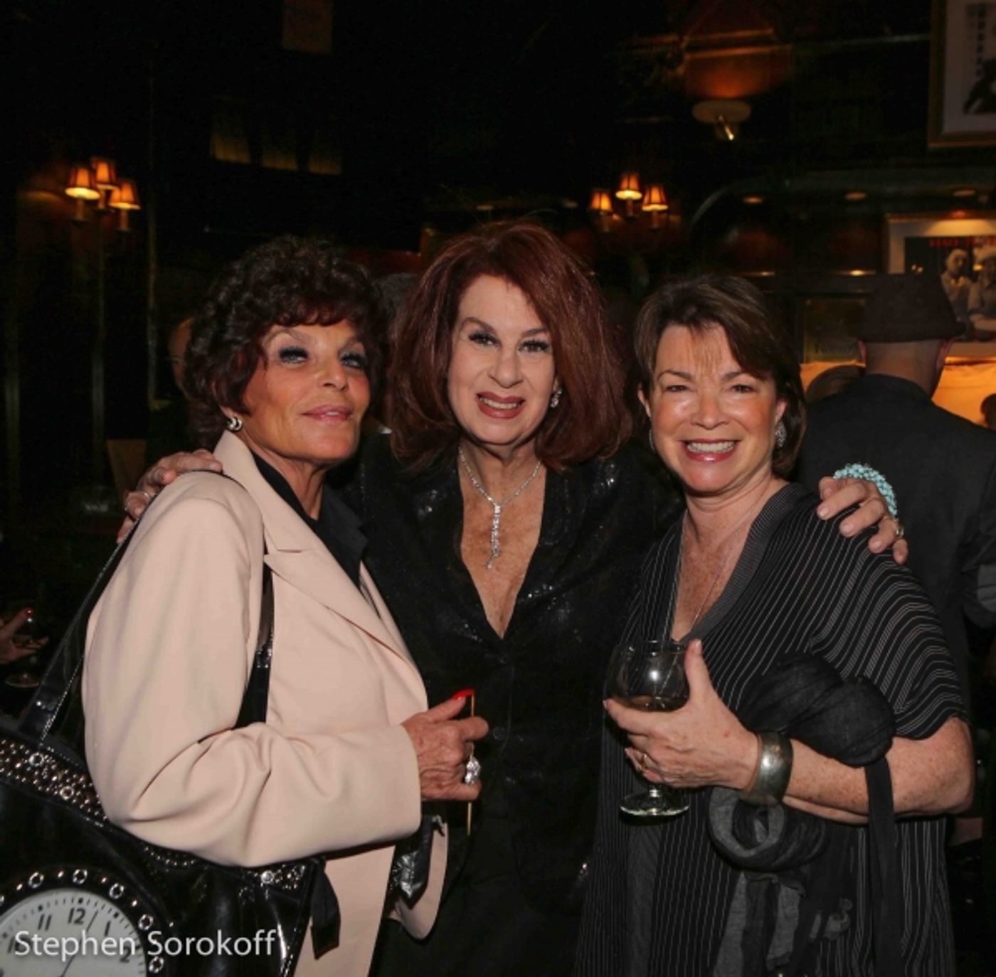 Photo Coverage: Rosanna Scotto Hosts Comediennes at the Friars Club to Benefit Same Sky Image