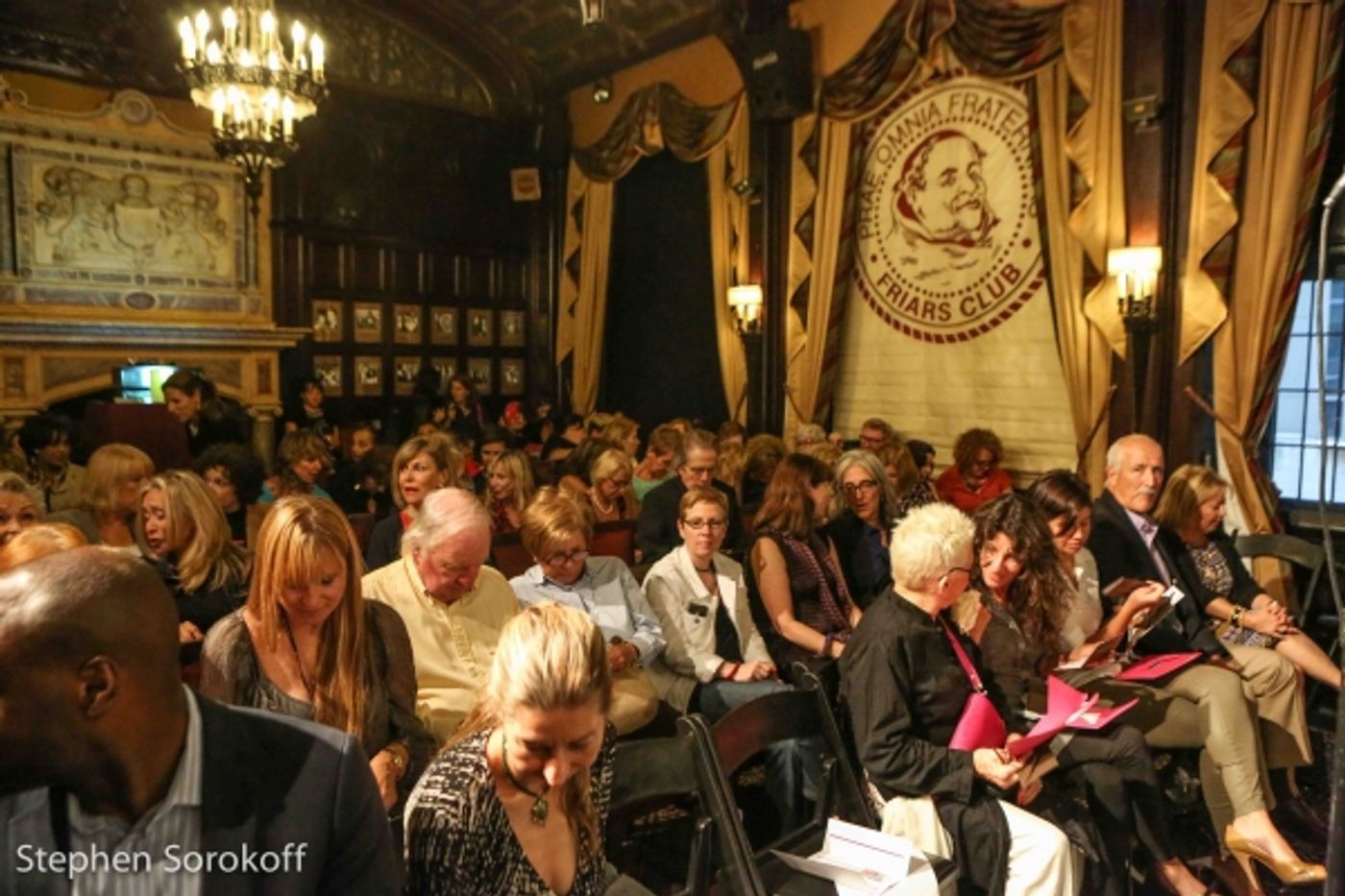 Photo Coverage: Rosanna Scotto Hosts Comediennes at the Friars Club to Benefit Same Sky Image
