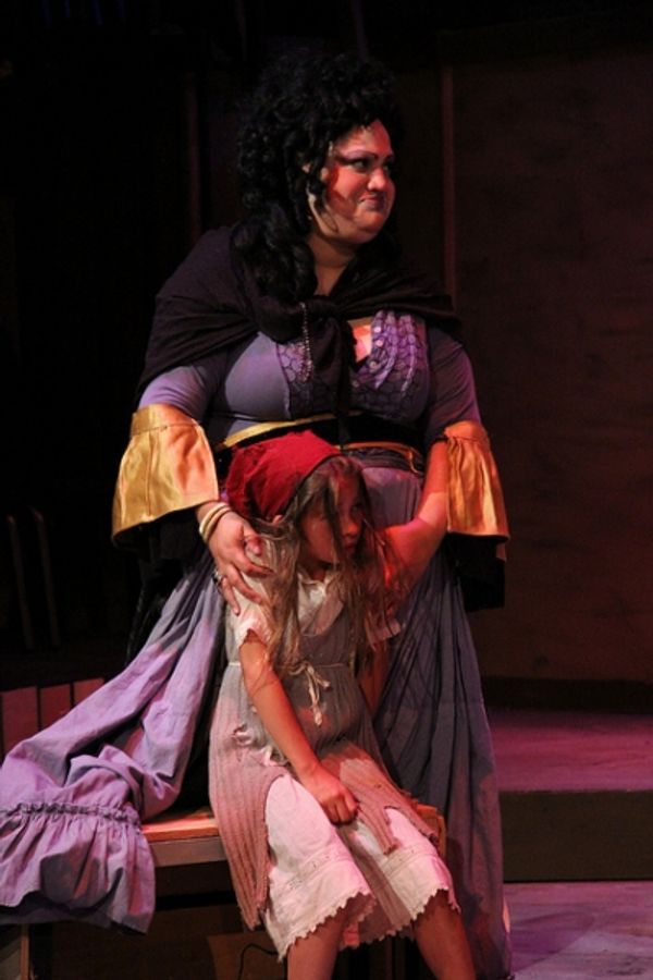 Rebecca Davis and Anna Ostrem  Photo