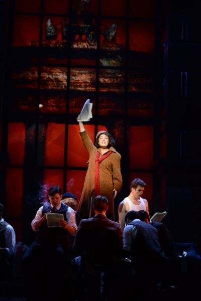 Hannah Corneau and the cast Photo