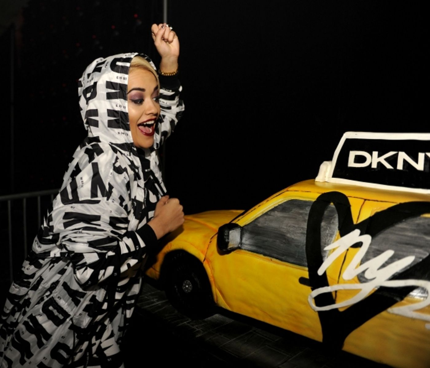 Photo Flash: Bernadette Peters, Emmy Rossum, Donna Karan and More at DKNY25 Birthday Bash  Image