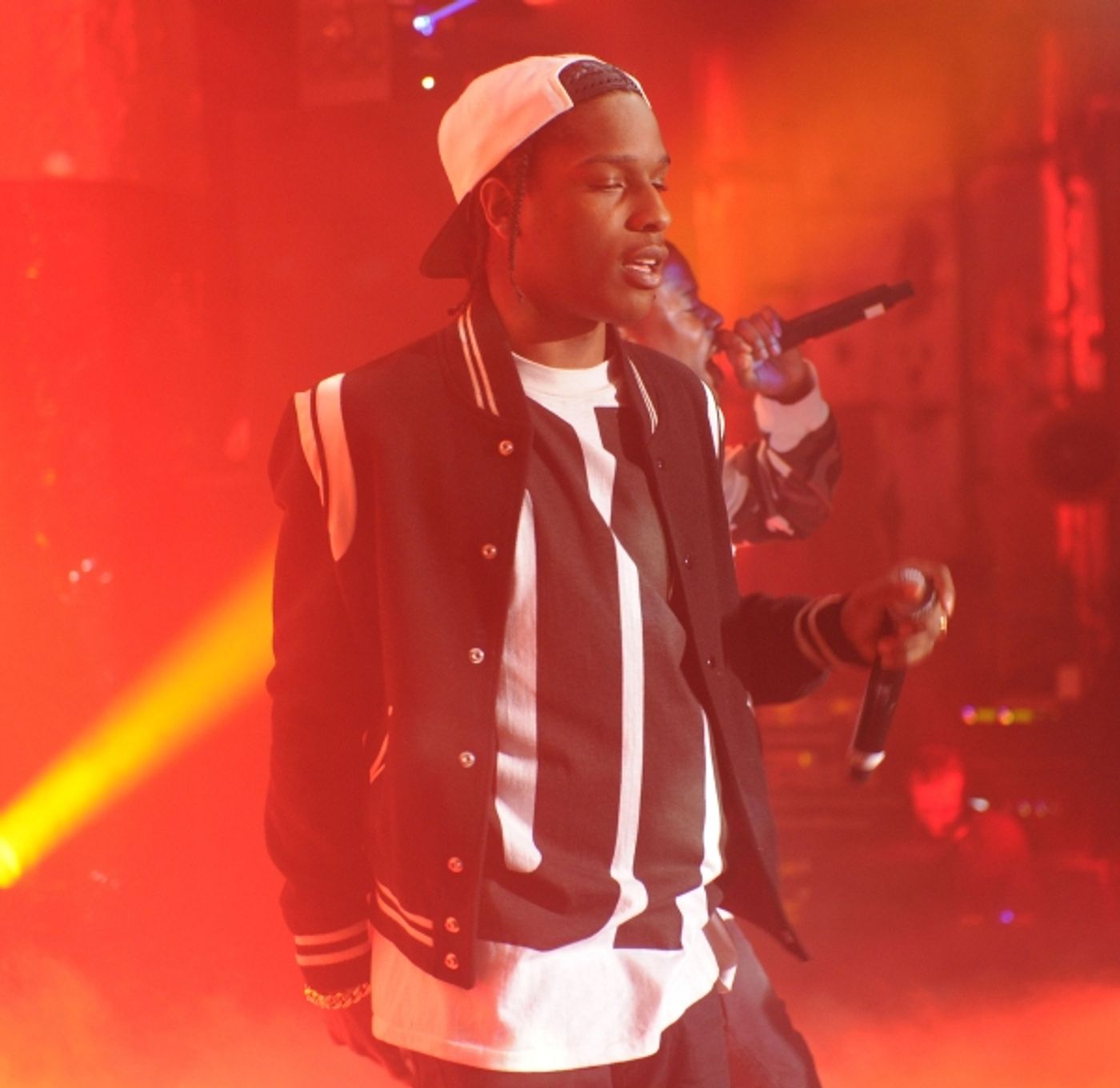 Photo Flash: Bernadette Peters, Emmy Rossum, Donna Karan and More at DKNY25 Birthday Bash  Image