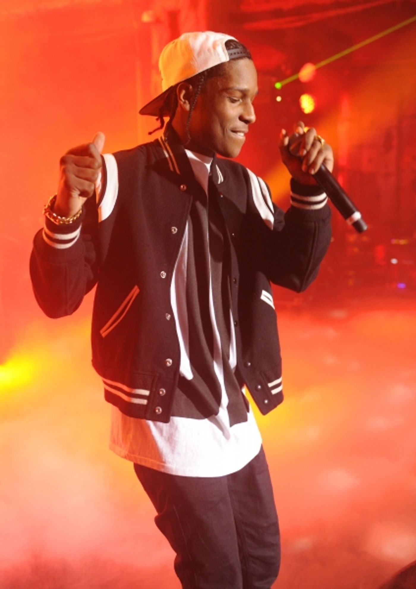 Photo Flash: Bernadette Peters, Emmy Rossum, Donna Karan and More at DKNY25 Birthday Bash  Image