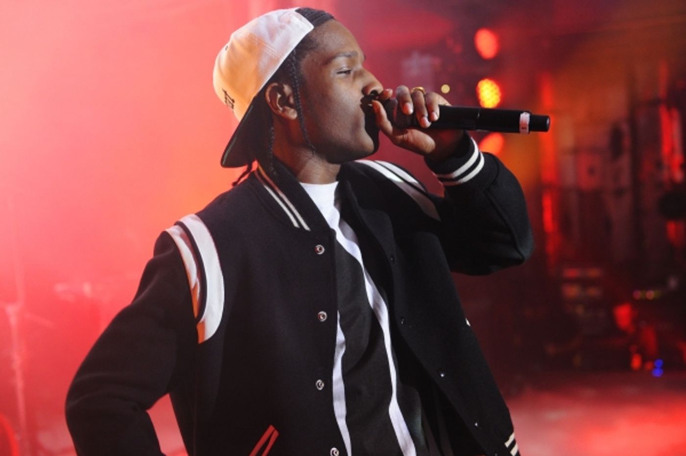 Photo Flash: Bernadette Peters, Emmy Rossum, Donna Karan and More at DKNY25 Birthday Bash  Image