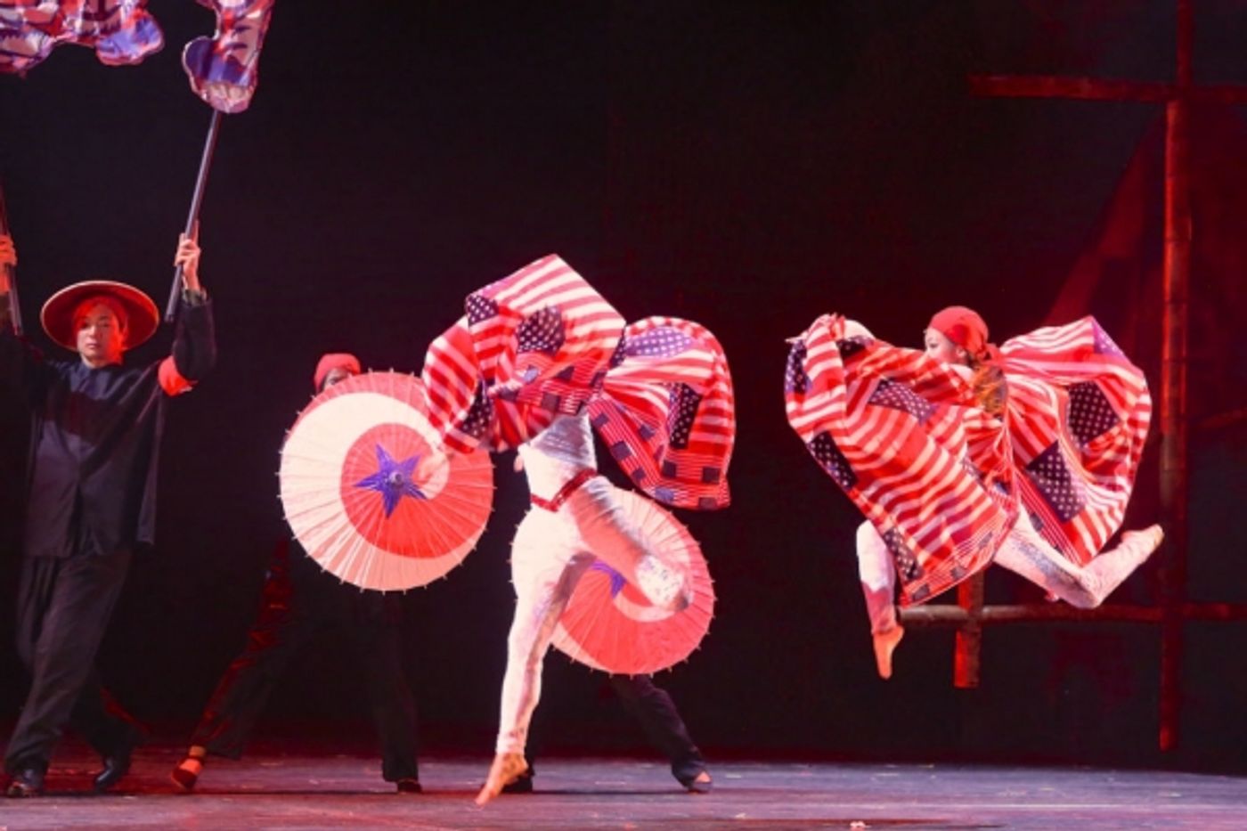 Photo Flash: First Look at Charlie Brady, Manna Nichols & More in MISS SAIGON at Starlight  Image