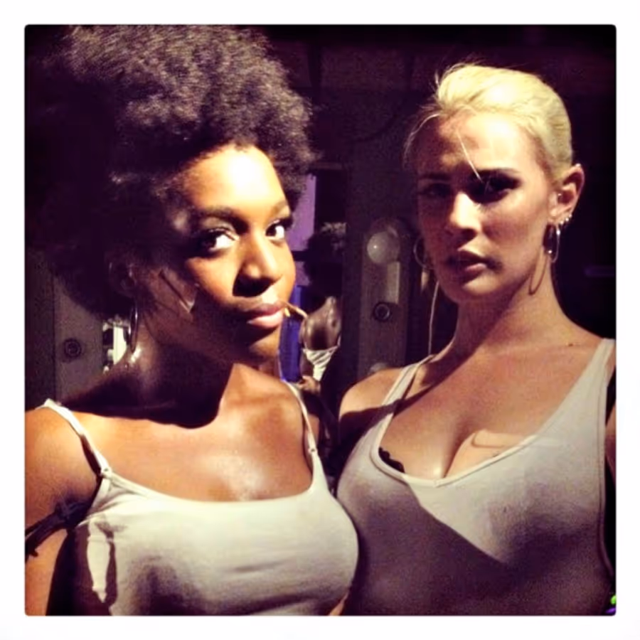 Photo Flash: Opening Night of glory|struck's BARE Image