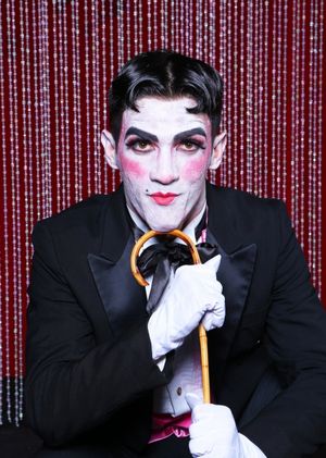 Drew Tandal @ BroadwayWorld Drew Tandal Photo