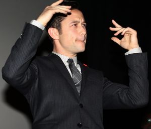 Joseph Gordon-Levitt @ BroadwayWorld Joseph Gordon-Levitt Photo