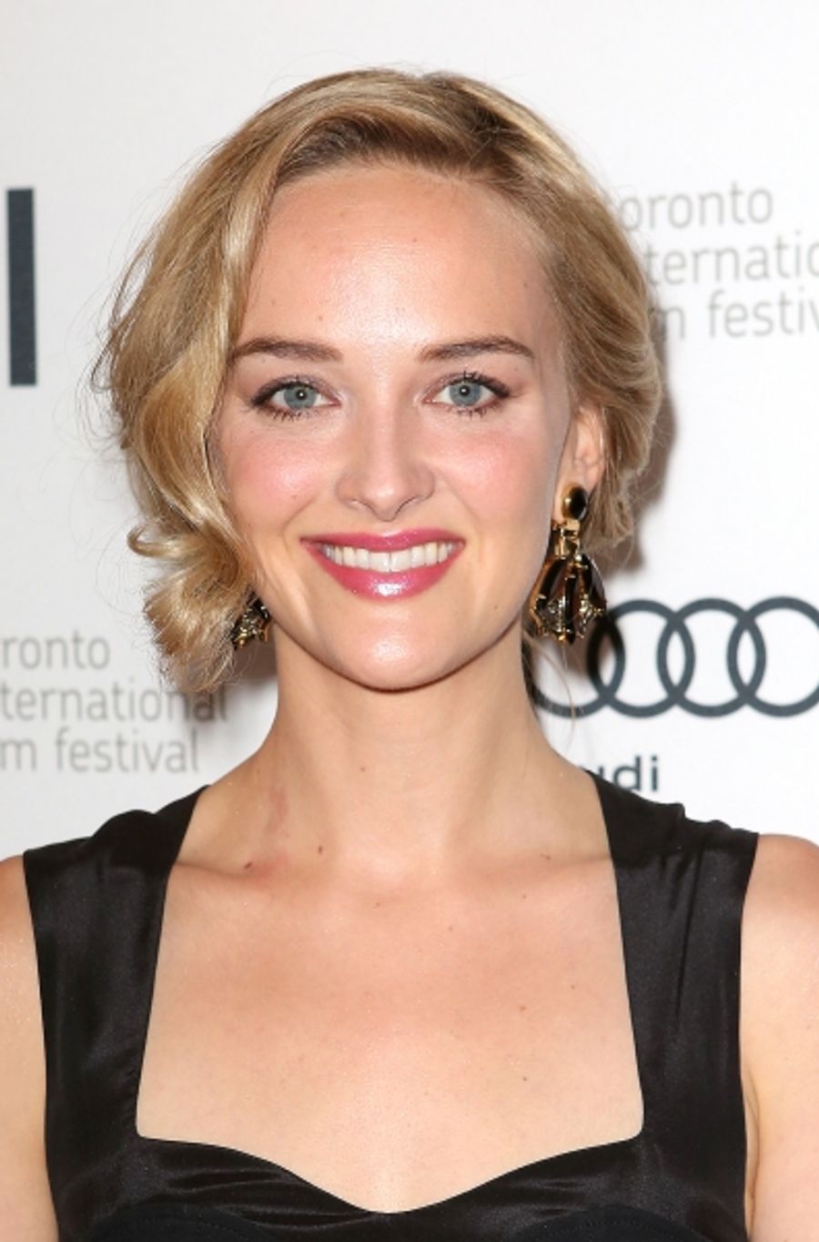 Photo Coverage: Chastain & More Attend DISAPPEARANCE OF ELEANOR RIGBY TIFF Gala Red Carpet Image