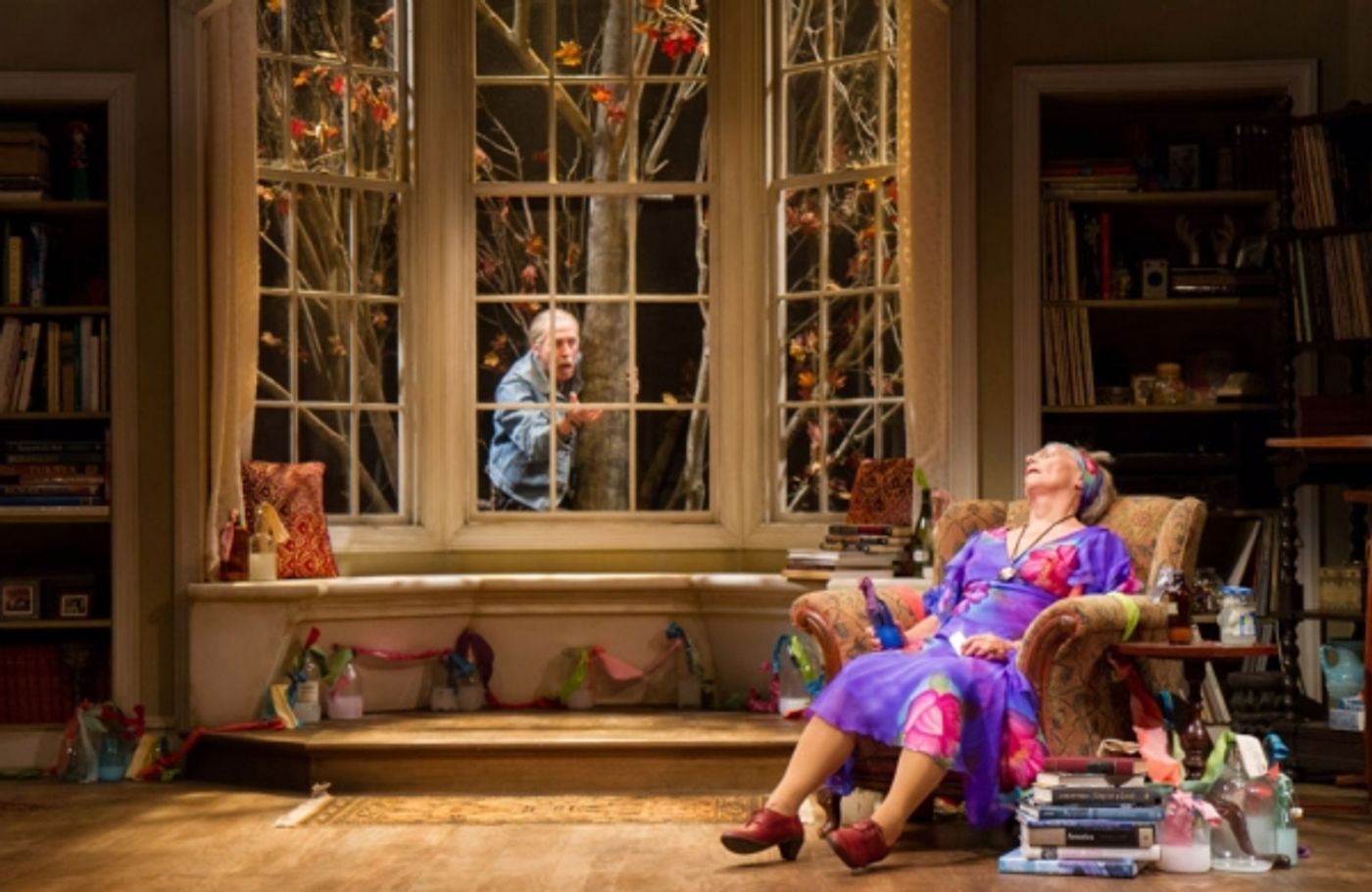 Photo Flash: First Look at Stephen Spinella and Estelle Parsons in THE VELOCITY OF AUTUMN at Arena Stage Image