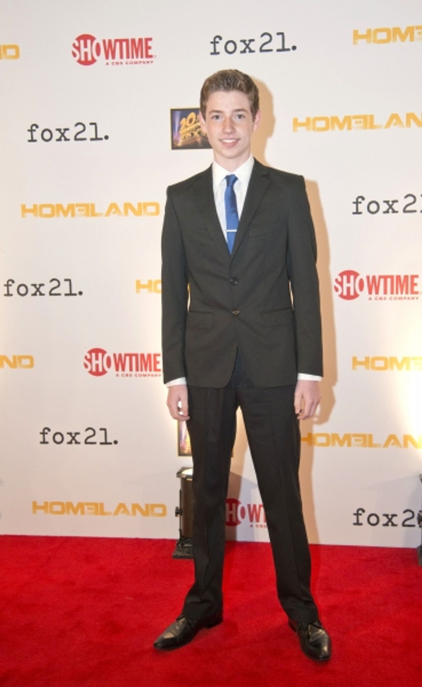 Photo Flash: Claire Danes, Mandy Patinkin & Cast of HOMELAND Attend Season 3 Premiere!  Image