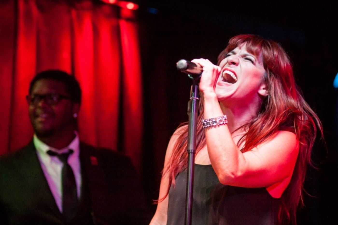 Photo Flash: Shoshana Bean Rocks The Federal Bar in North Hollywood Image