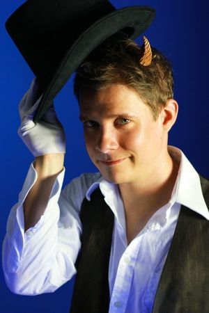 Puck (Jonathan Emerson) ''Thou speakest aright: I am that merry wanderer of the night Photo