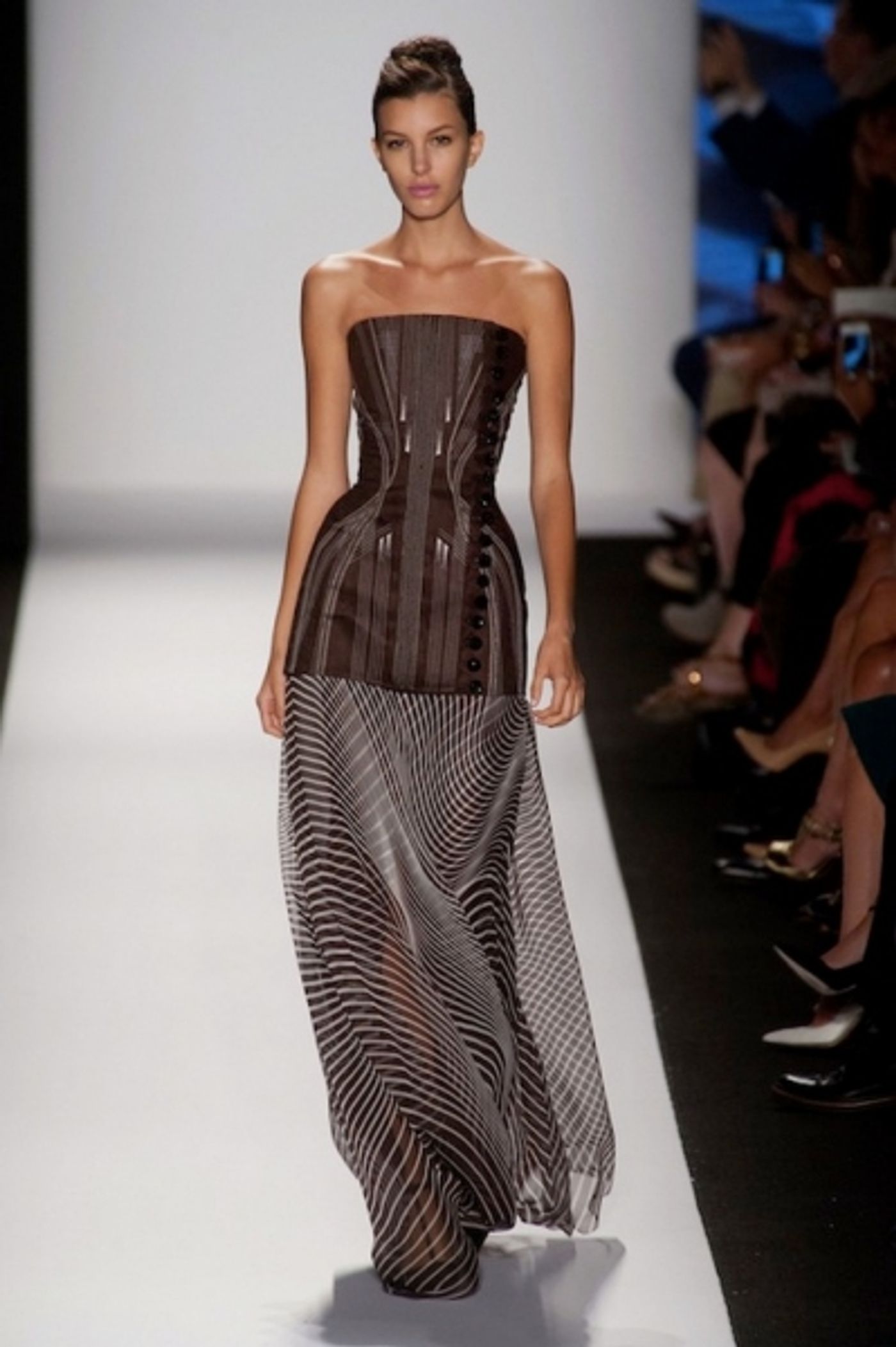 Photo Coverage: Carolina Herrera S/S 2014 Collection Preview!  Image