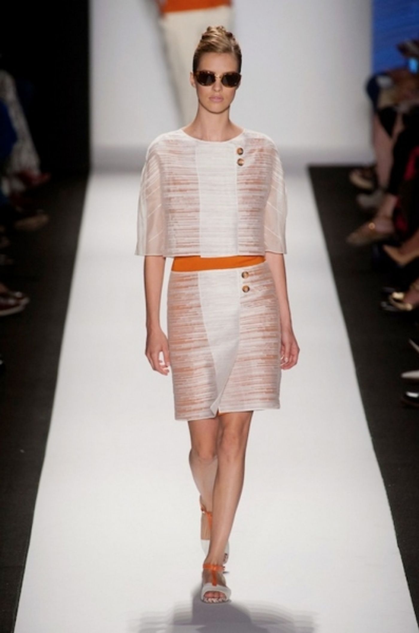 Photo Coverage: Carolina Herrera S/S 2014 Collection Preview!  Image