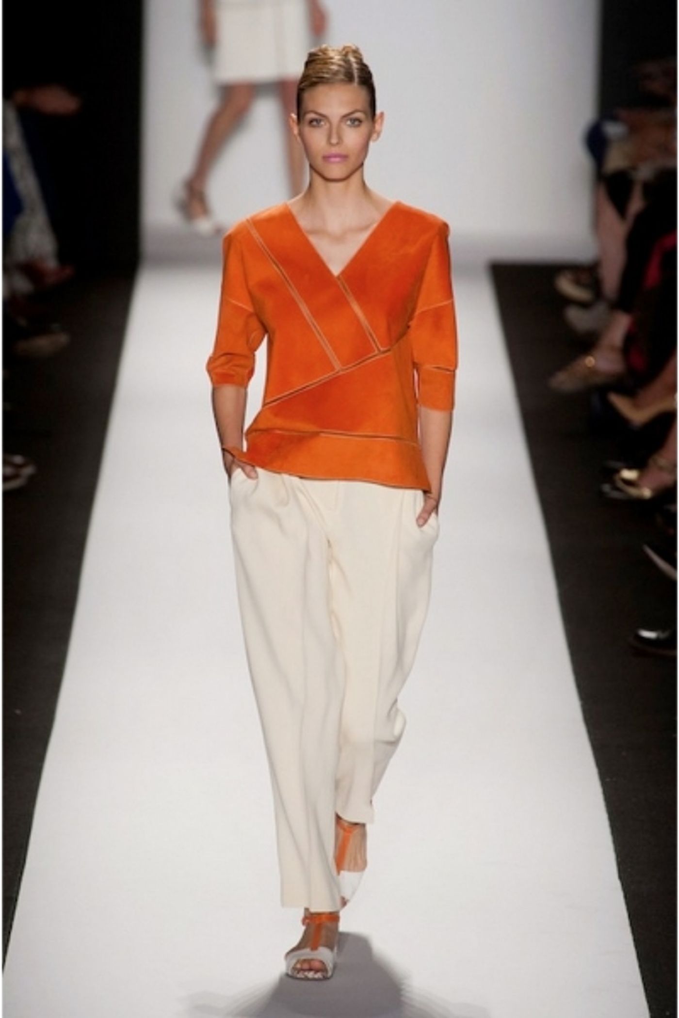 Photo Coverage: Carolina Herrera S/S 2014 Collection Preview!  Image