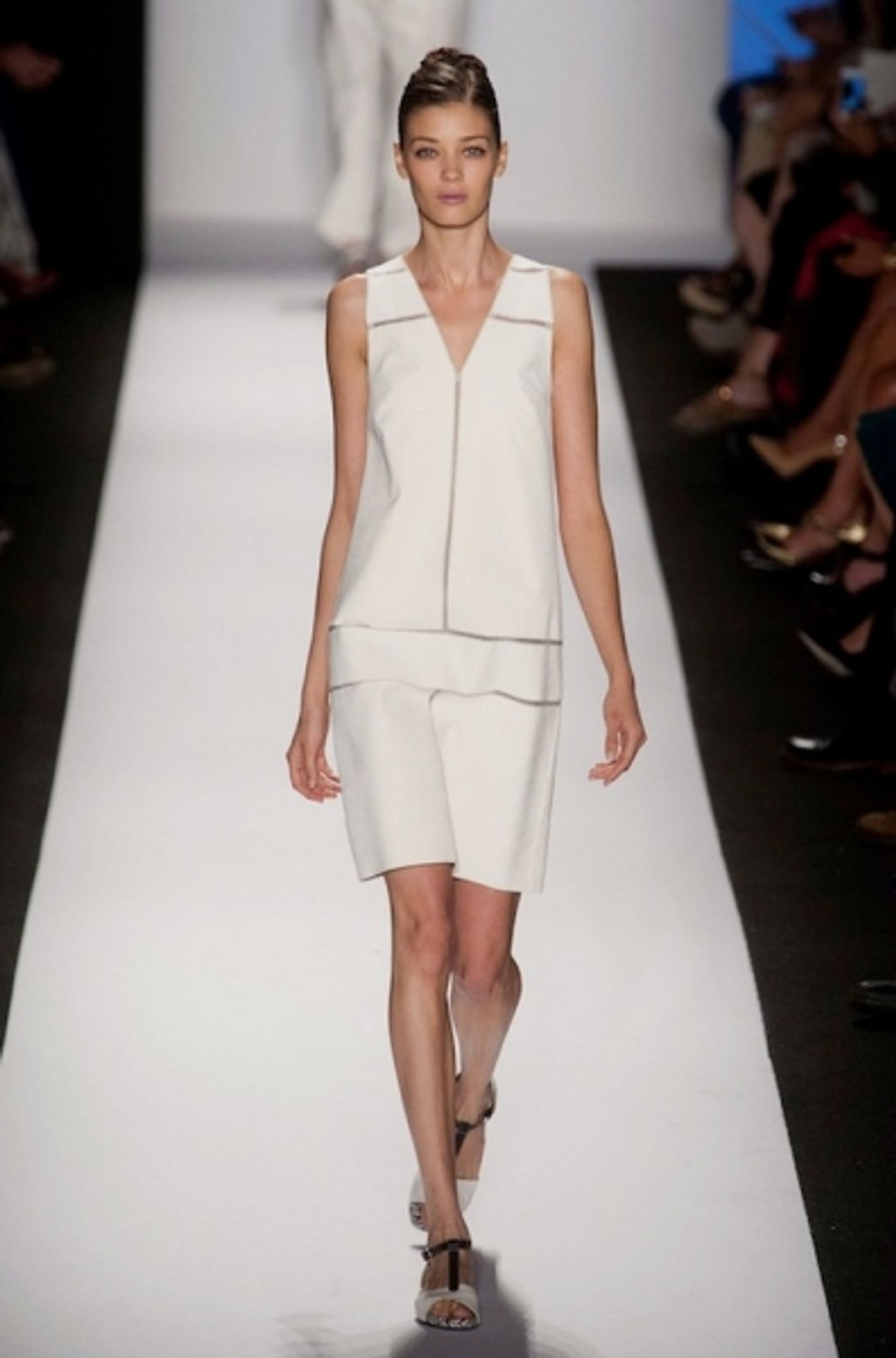 Photo Coverage: Carolina Herrera S/S 2014 Collection Preview!  Image