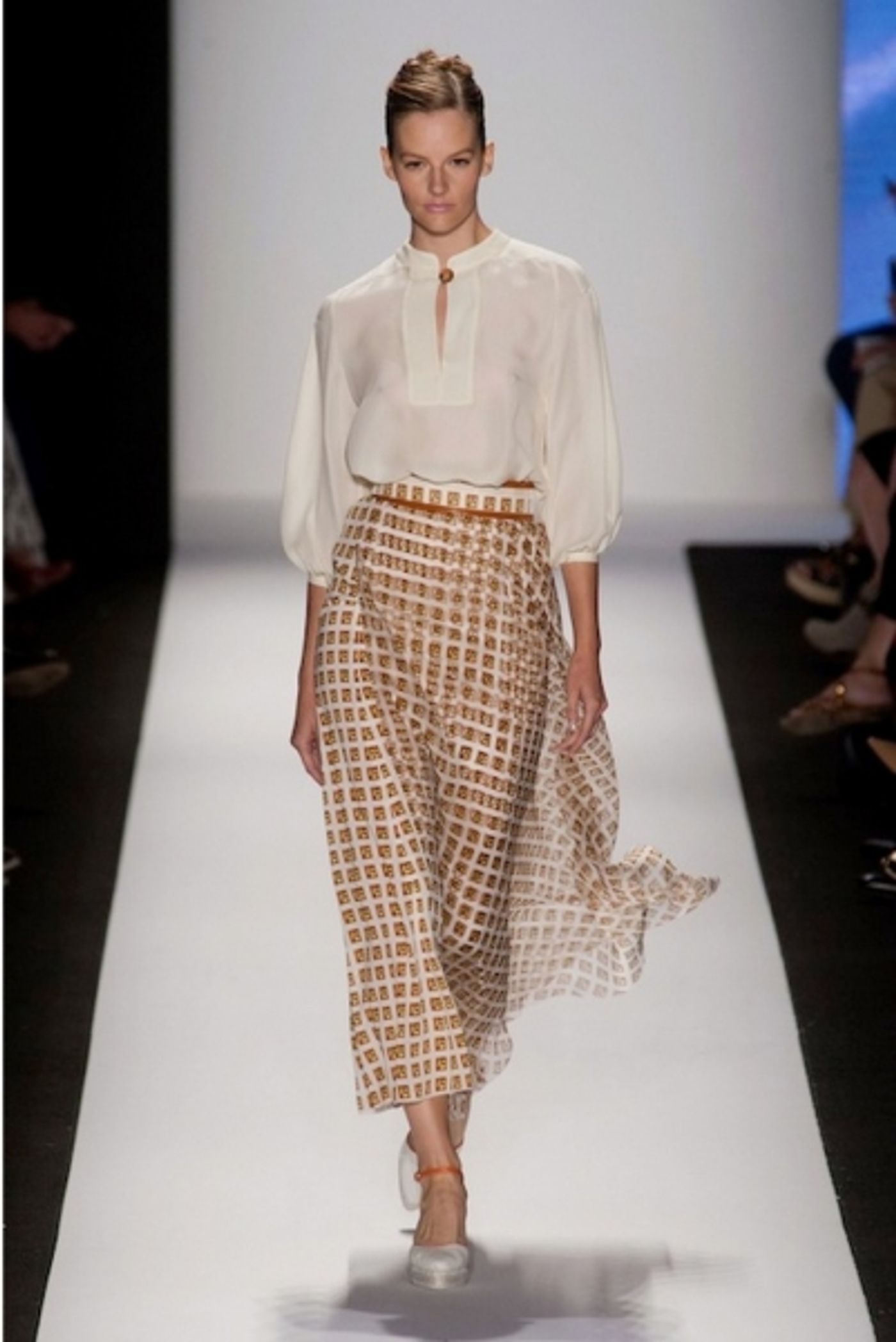 Photo Coverage: Carolina Herrera S/S 2014 Collection Preview!  Image