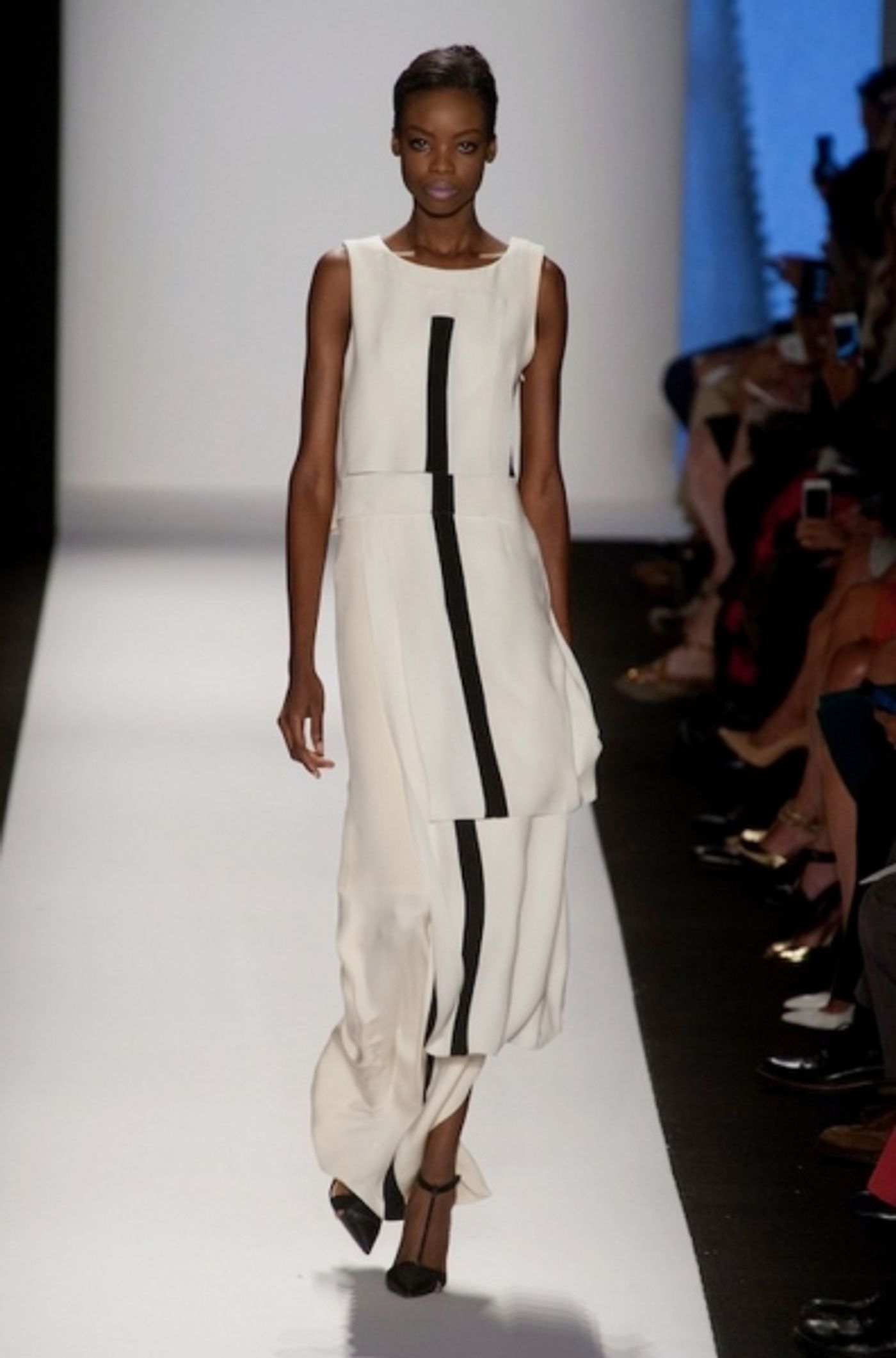 Photo Coverage: Carolina Herrera S/S 2014 Collection Preview!  Image