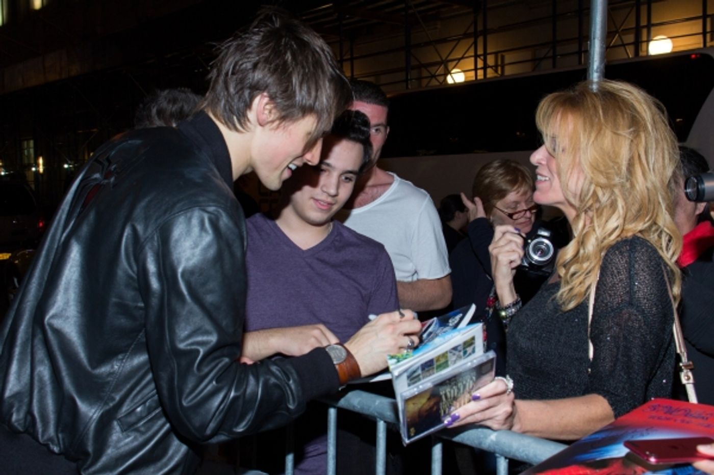 Photo Coverage: Reeve Carney Takes Final Flight as SPIDER-MAN; Justin Matthew Sargent Takes Over! Image